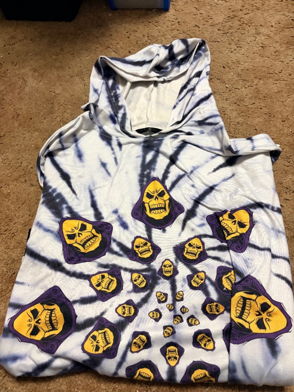 torrid skeletor pocketless pullover 2xl